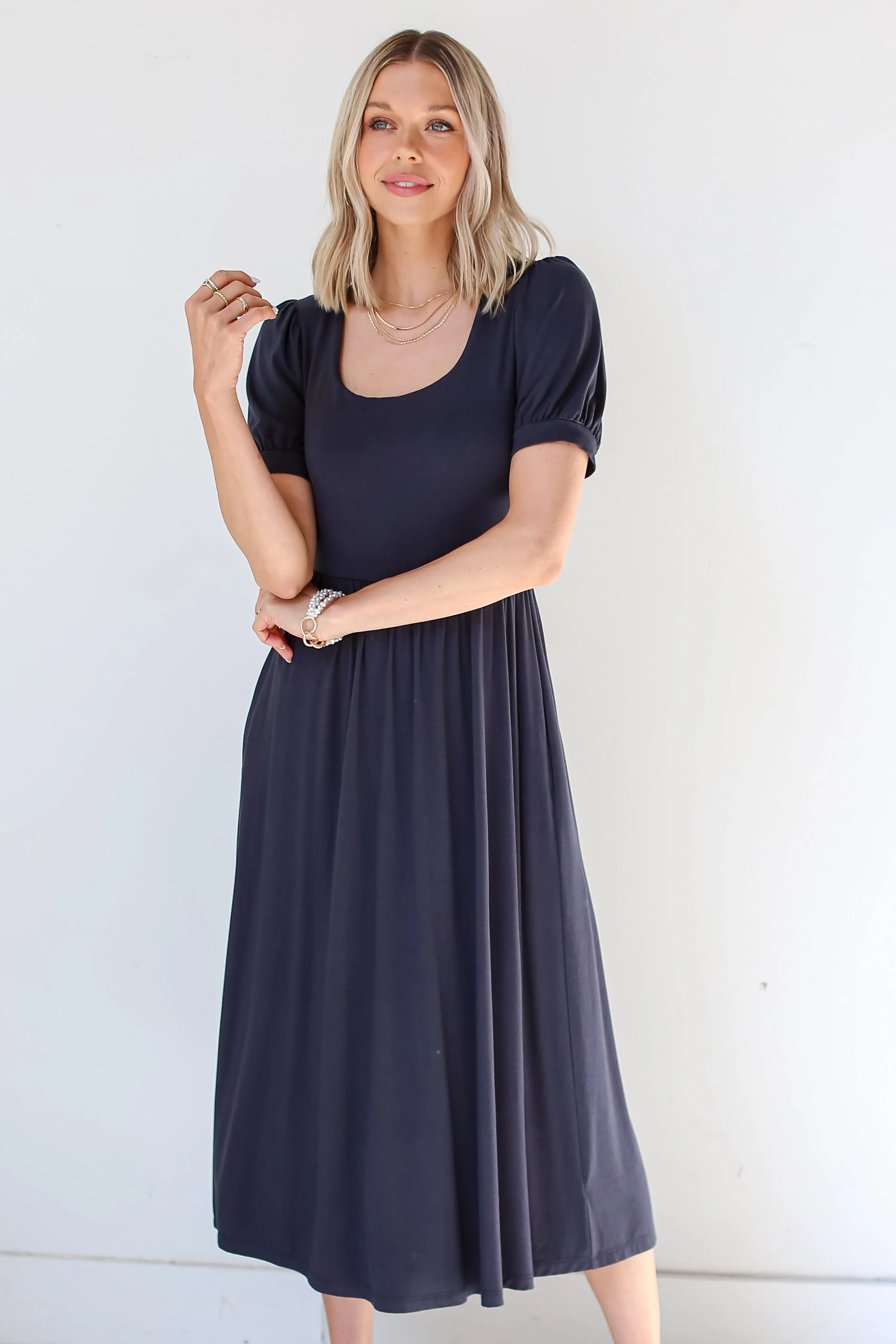 FINAL SALE - Effortless Looks Midi Dress