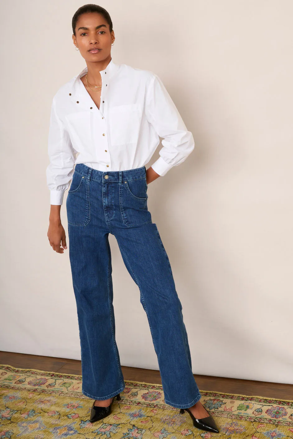Flossie Carpenter Flare Jean - Mid Wash