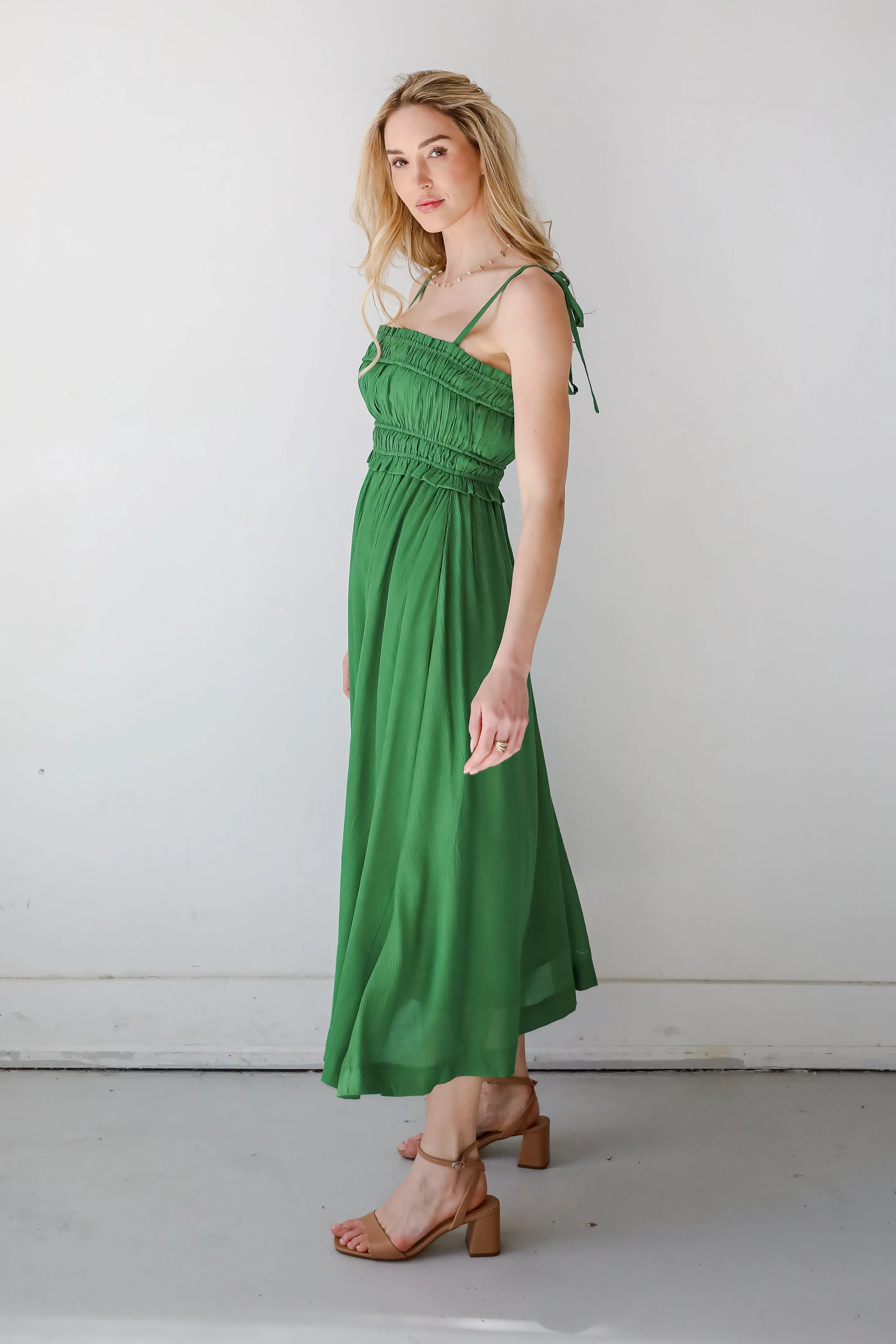 Gorgeous Reputation Kelly Green Midi Dress