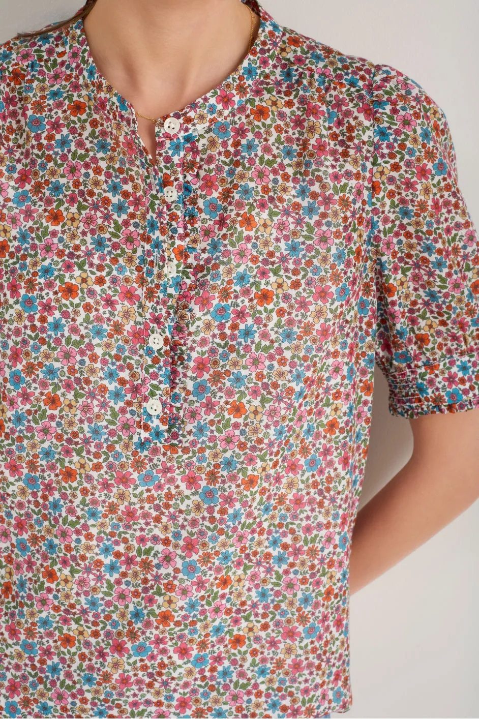 Noah Silk Blend Blouse - Ivory Meadow Garden