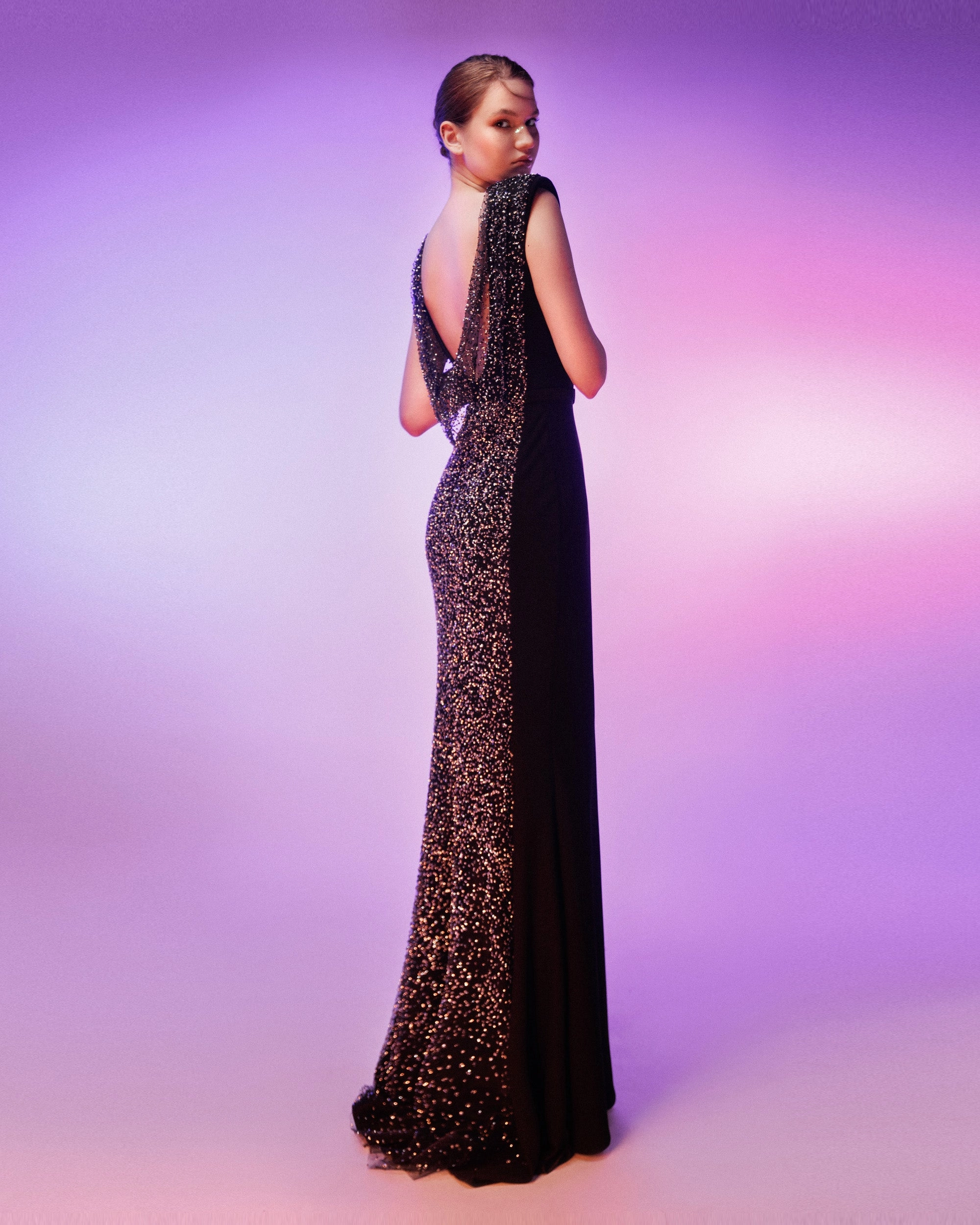 Open Back Slim-Cut Dress