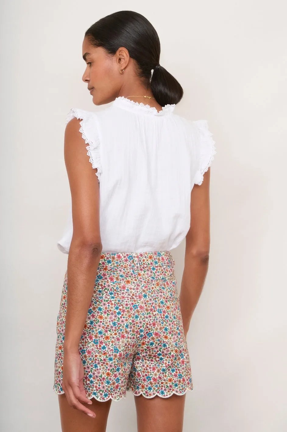 Ruby Scallop Short - Multi Floral