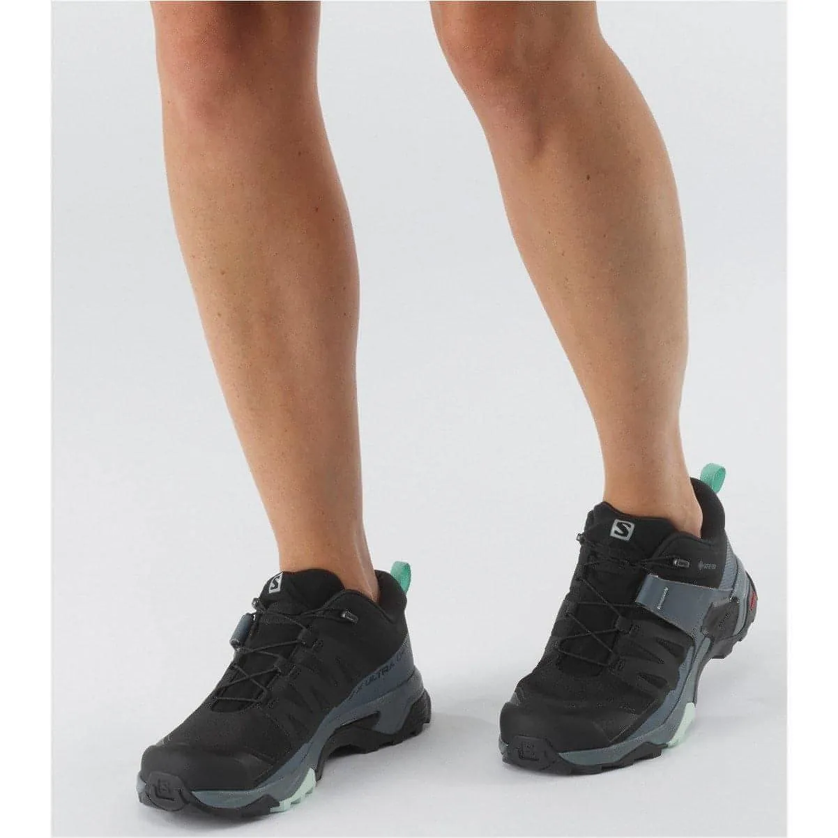 Salomon X Ultra 4 GORE-TEX Womens Walking Shoes - Black